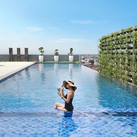 โนโวเทล สวีท ยกยาการ์ต้า มาลิโอโบโร Hotel ยอกยาการ์ตา ภายนอก รูปภาพ