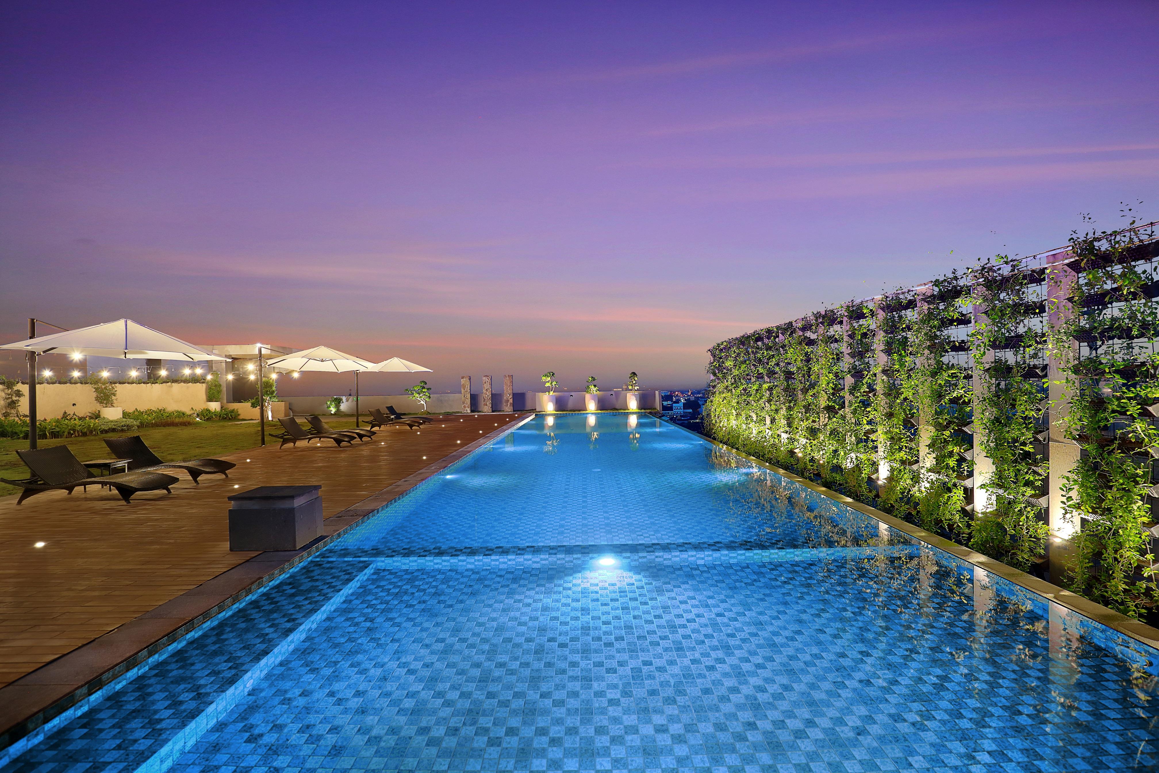 โนโวเทล สวีท ยกยาการ์ต้า มาลิโอโบโร Hotel ยอกยาการ์ตา ภายนอก รูปภาพ