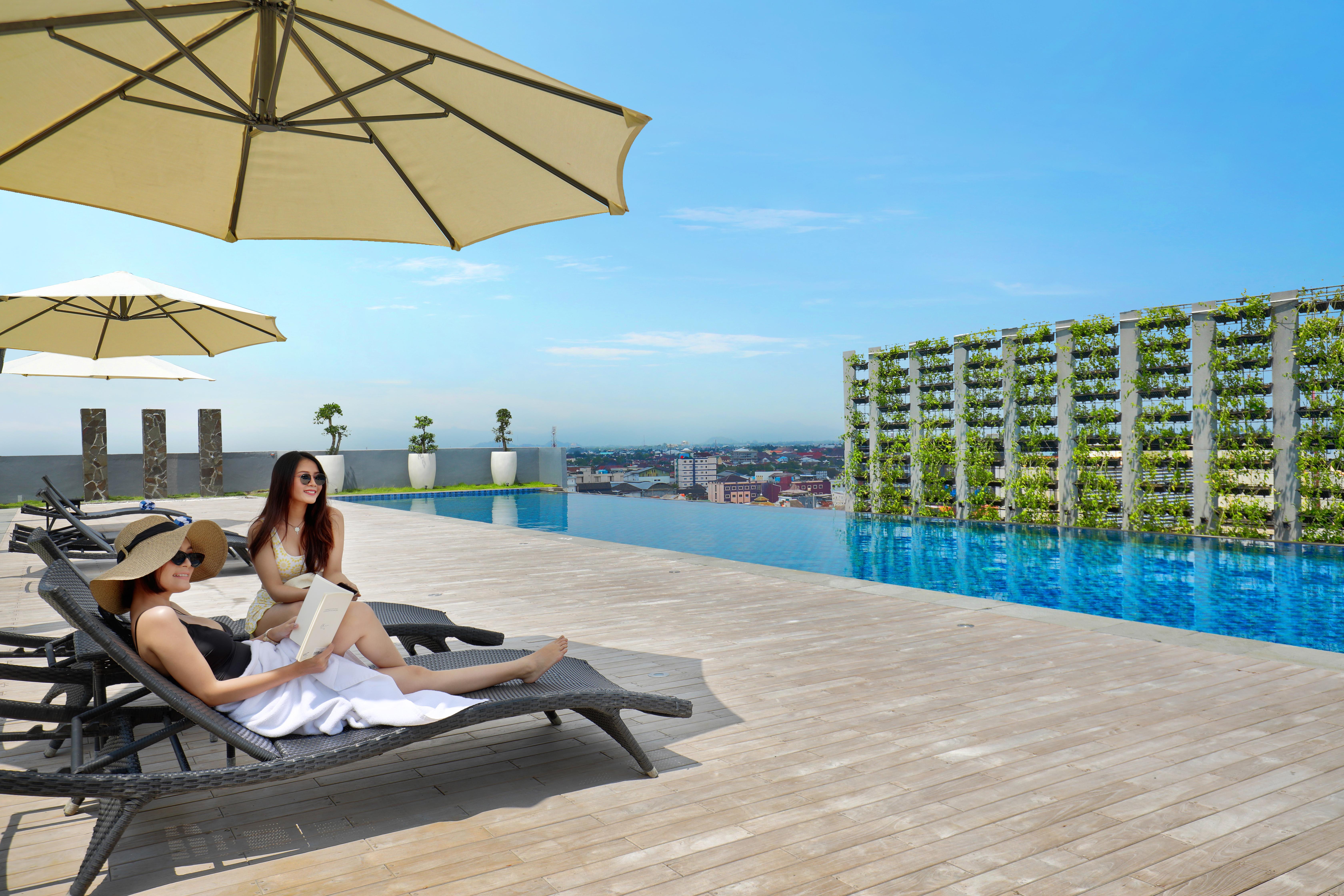 โนโวเทล สวีท ยกยาการ์ต้า มาลิโอโบโร Hotel ยอกยาการ์ตา ภายนอก รูปภาพ